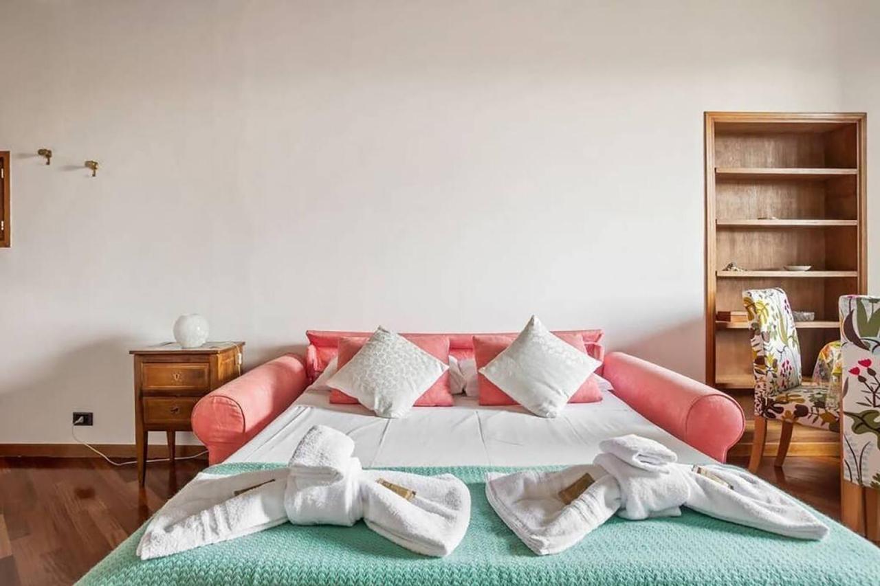 Hostme Colosseum Apartment Рим Екстериор снимка