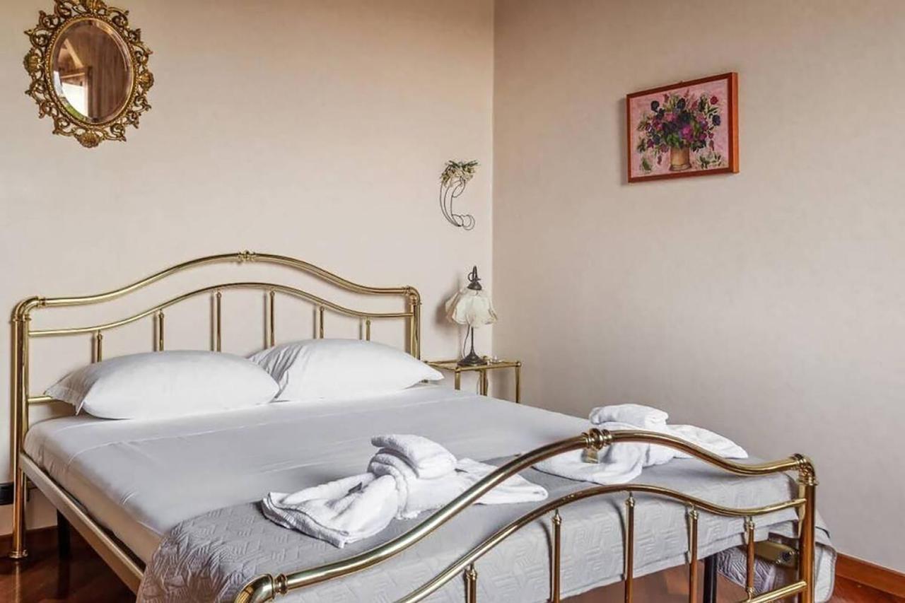 Hostme Colosseum Apartment Рим Екстериор снимка